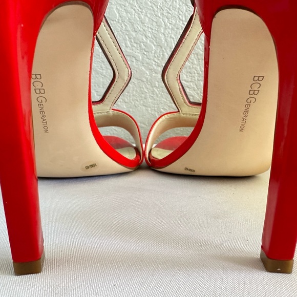 Like New BCBGeneration Red Patent “Cayce” Zip Back Heels - Size 10 - Picture 10 of 13